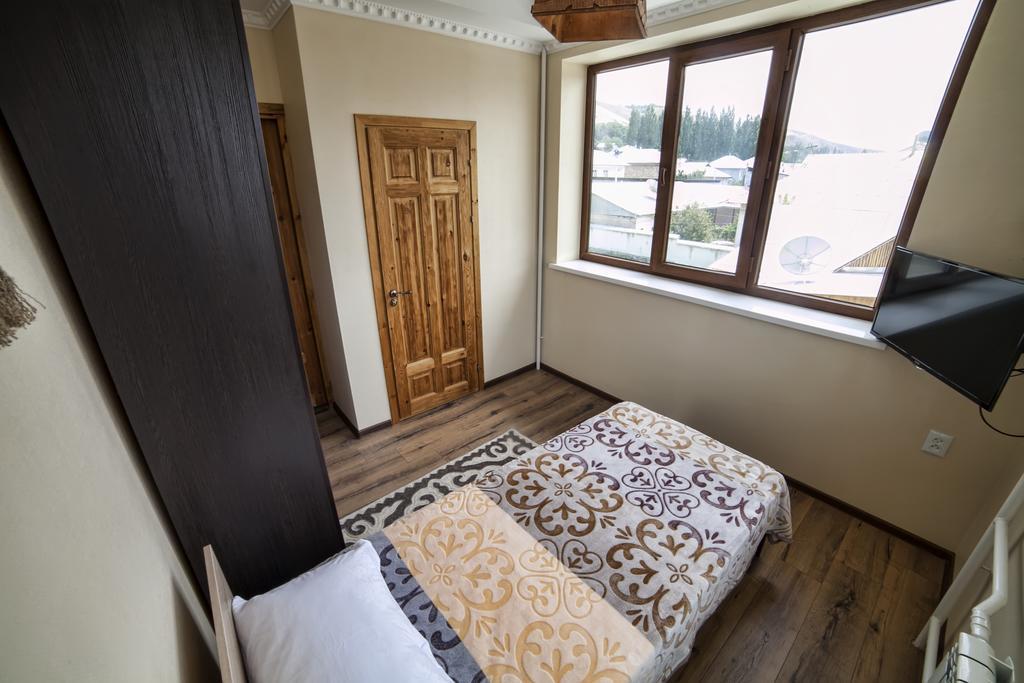 Ethno Boutique Hotel Ош Стая снимка