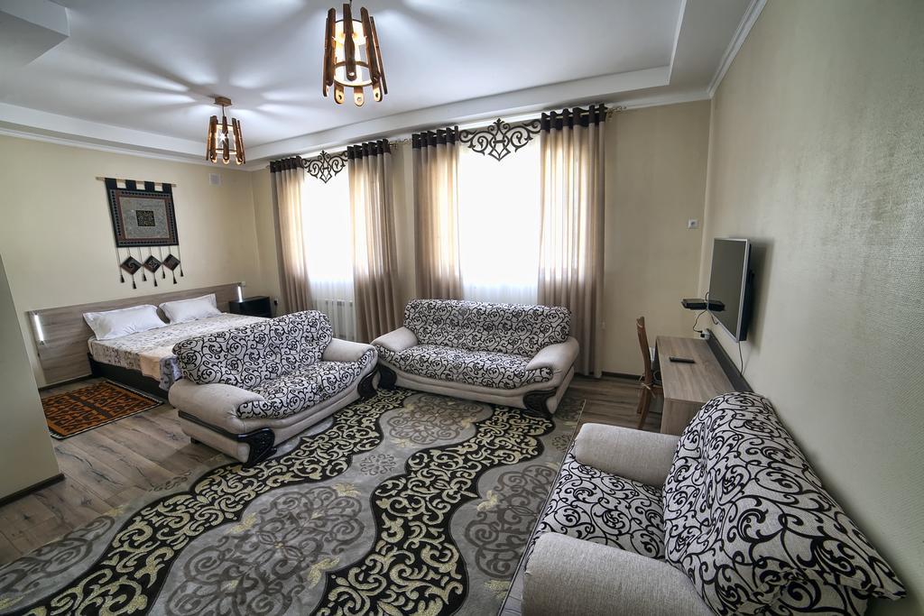 Ethno Boutique Hotel Ош Стая снимка