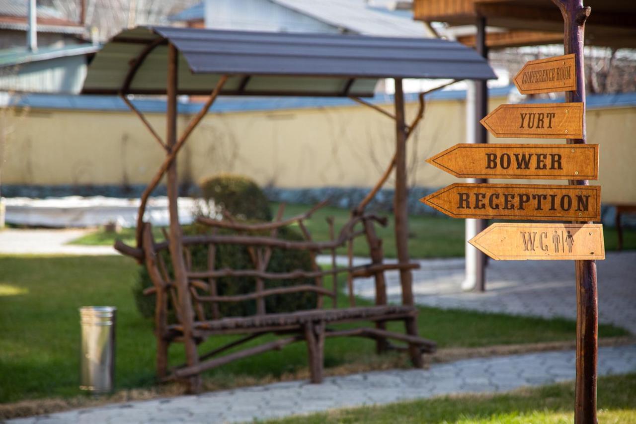 Ethno Boutique Hotel Ош Екстериор снимка